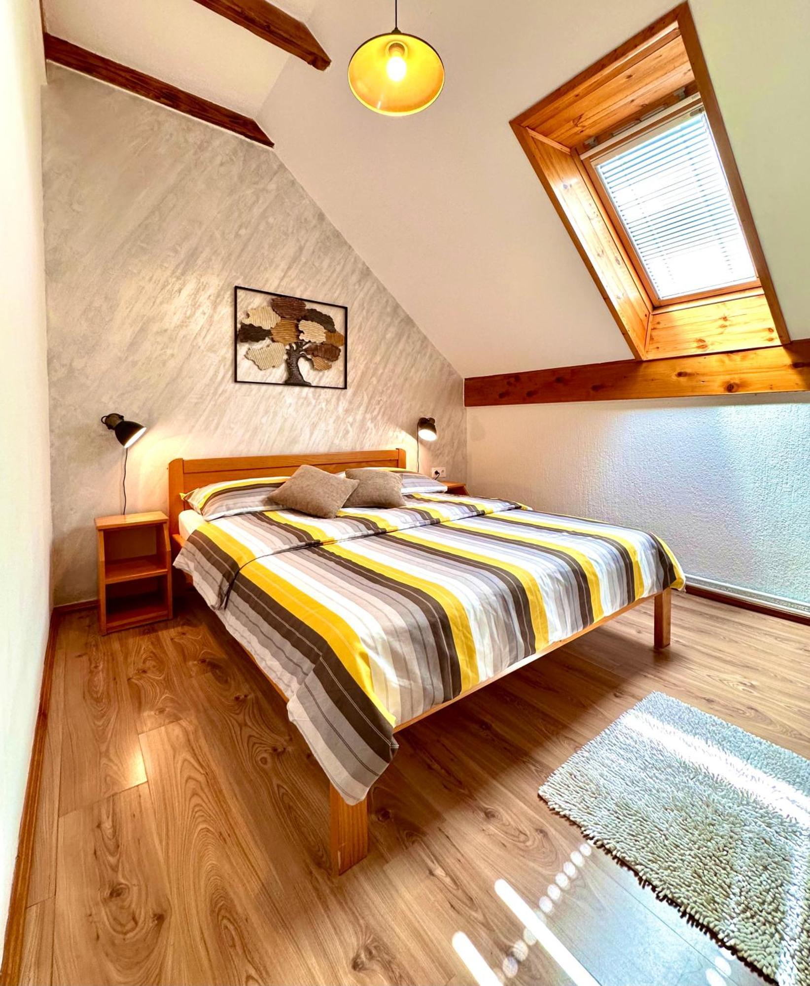 Apartments Sanja Rakovica Esterno foto