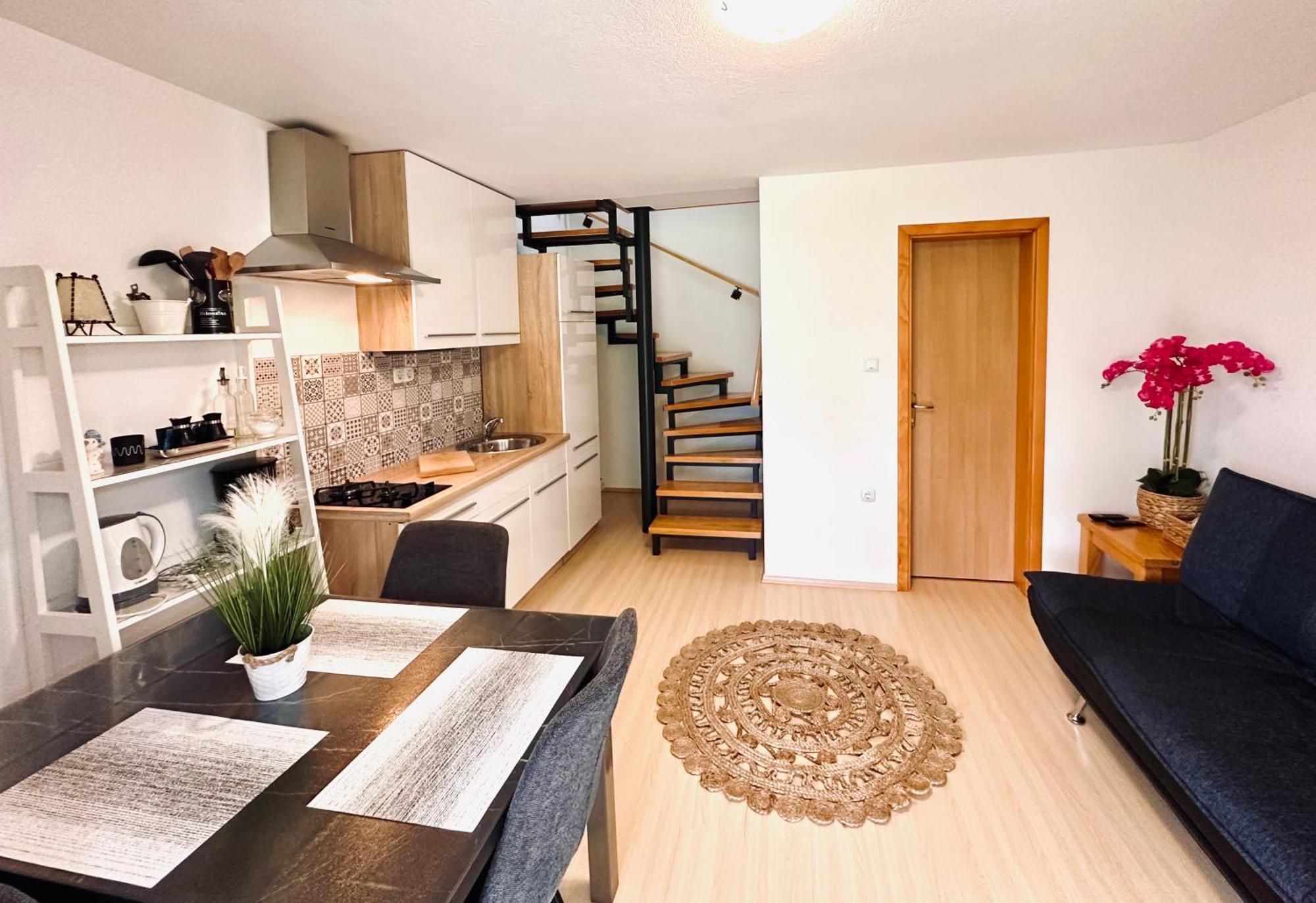 Apartments Sanja Rakovica Esterno foto